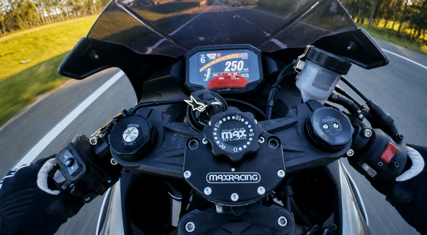 Antishimmy instalado en la Kawasaki ZX-6R